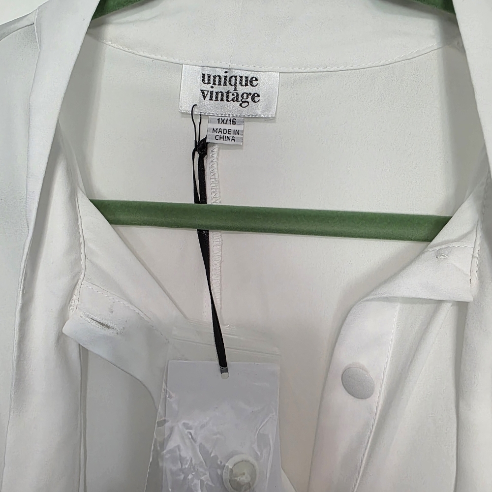 Unique Vintage Lot of 2 Button-up Bow Neck Tie Gwen Blouses 1X/16 Black & White - Picture 5 of 9